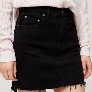 Wilfred Free by Aritzia Tanit denim skirt black. Size 4.